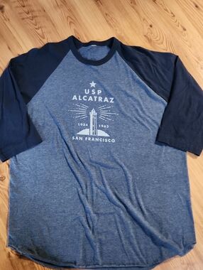 Alcatraz San Francisco Raglan Tee - Navy/Heather Blue